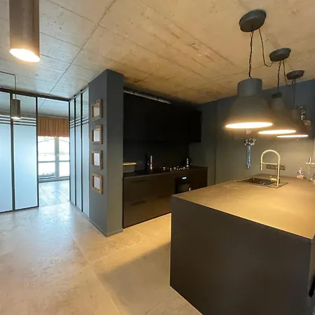 Na Ogrodowej Апартаменты *